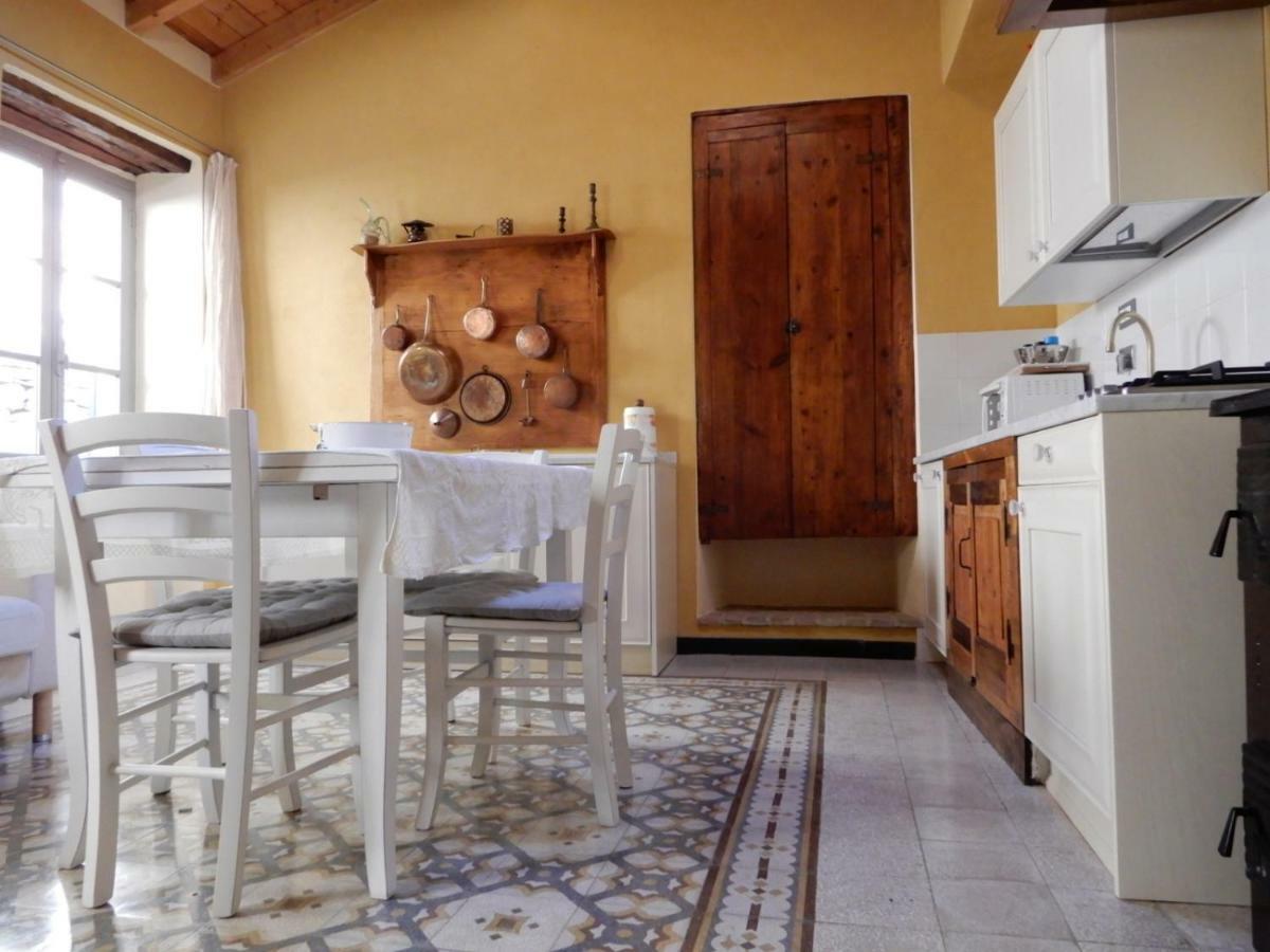 Casa Alberto Vasia Екстер'єр фото