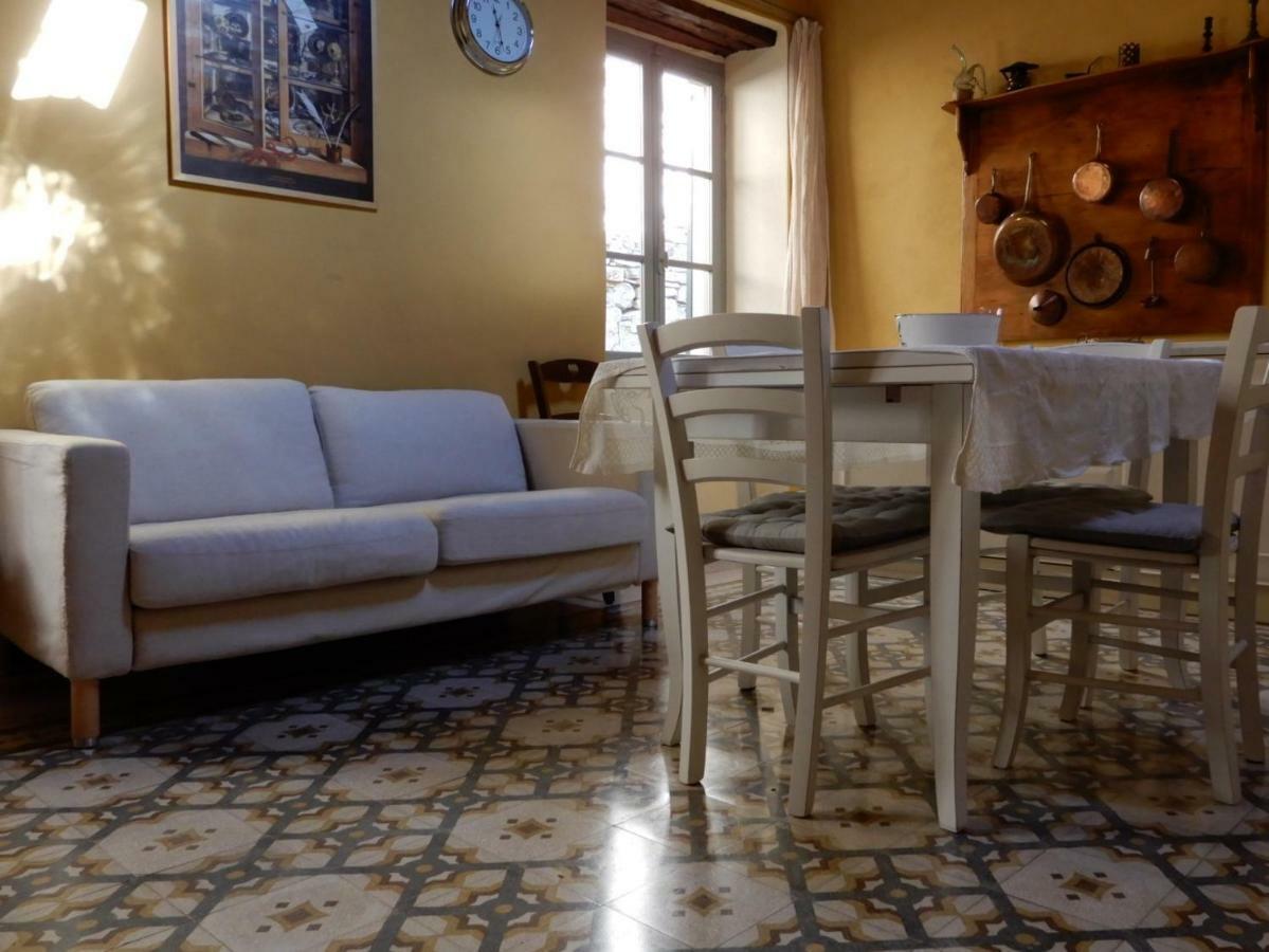 Casa Alberto Vasia Екстер'єр фото